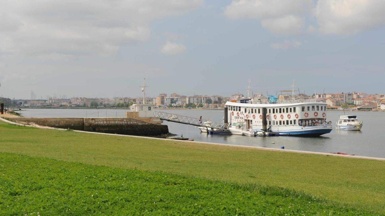 Legendary Bay Apartamento Tematico Apartman Seixal  Kültér fotó