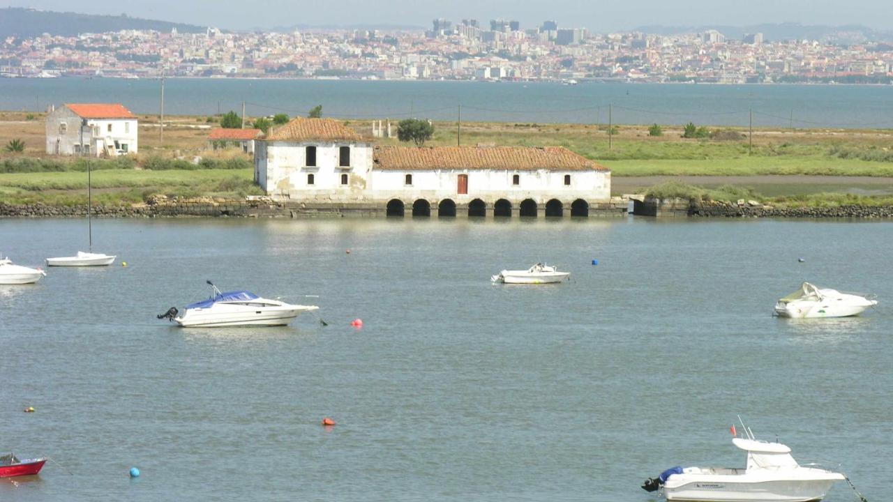 Legendary Bay Apartamento Tematico Apartman Seixal  Kültér fotó